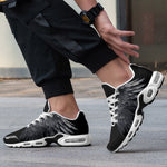 Air Cushion Sneakers Black Angel Wings